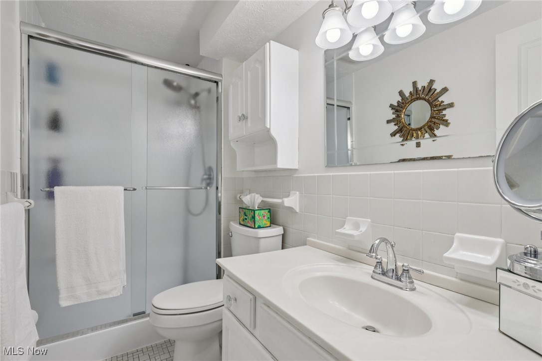 603 Davidson Drive Highland Heights OH 44143