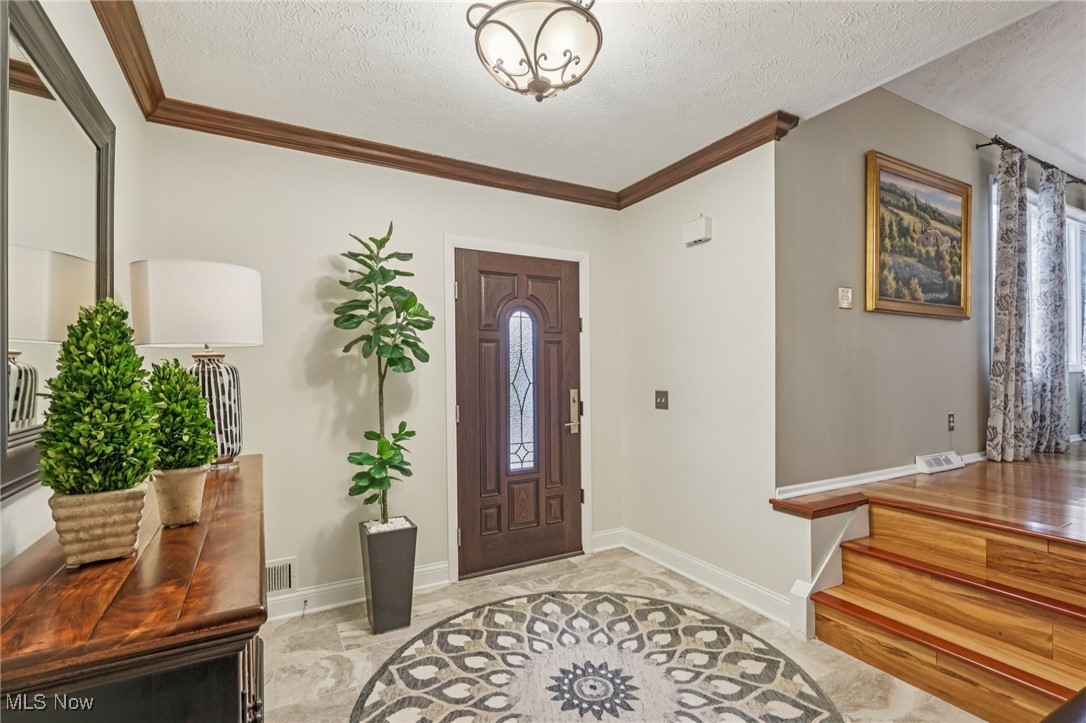 603 Davidson Drive Highland Heights OH 44143