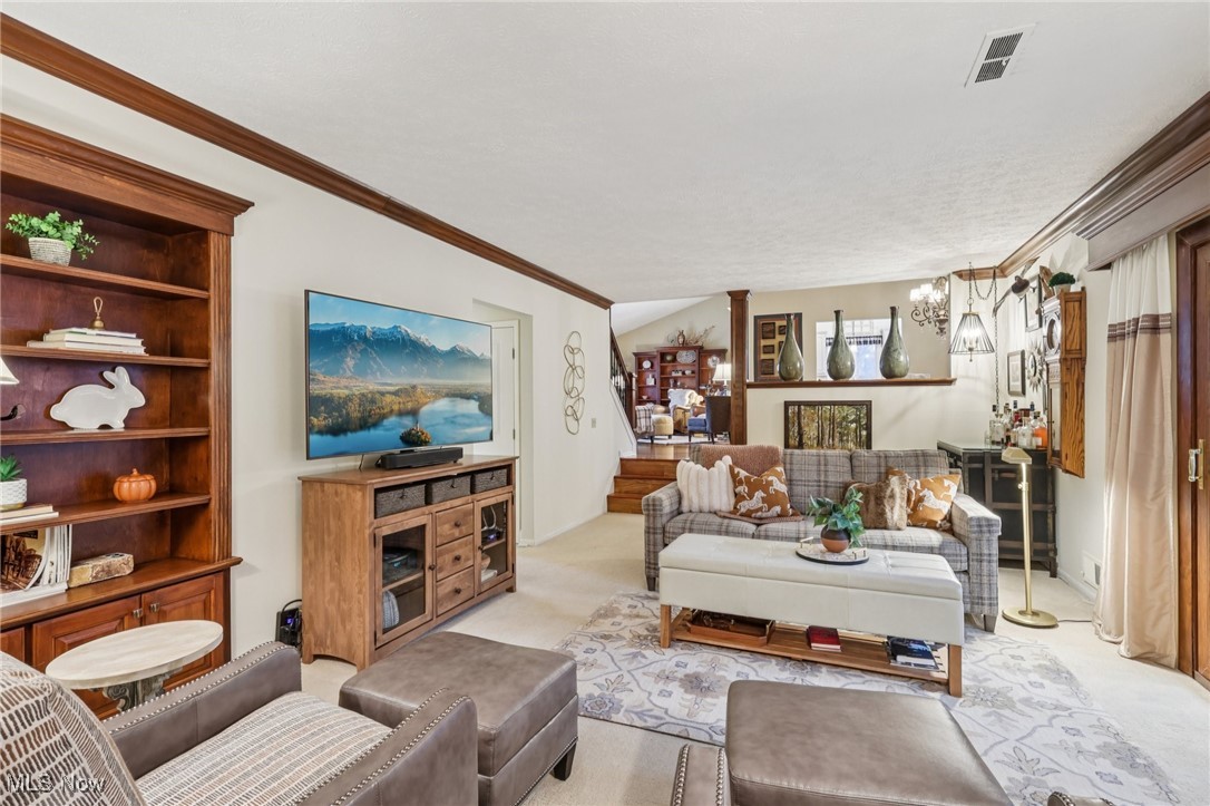 603 Davidson Drive Highland Heights OH 44143