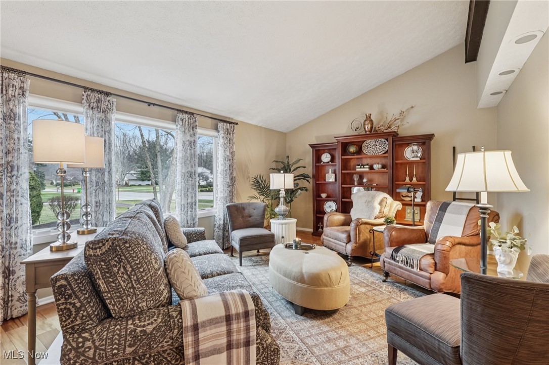 603 Davidson Drive Highland Heights OH 44143