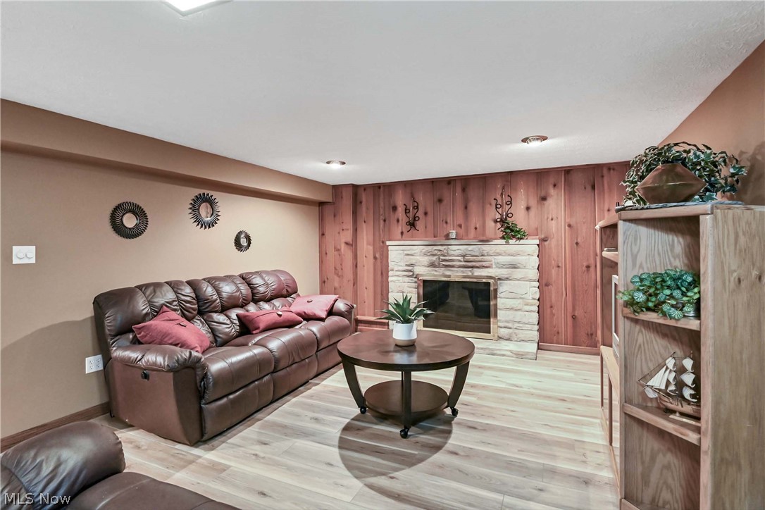 36889 Kinzel Road Avon OH 44011
