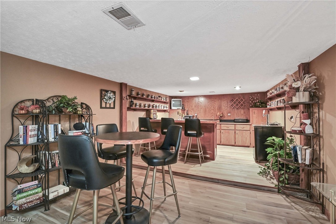 36889 Kinzel Road Avon OH 44011