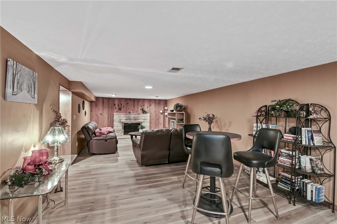 36889 Kinzel Road Avon OH 44011