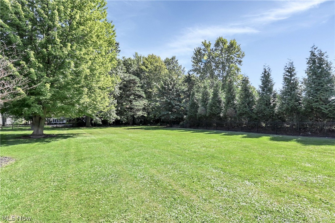 36889 Kinzel Road Avon OH 44011