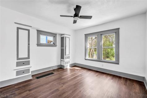 13500 Eaglesmere Avenue Cleveland OH 44110