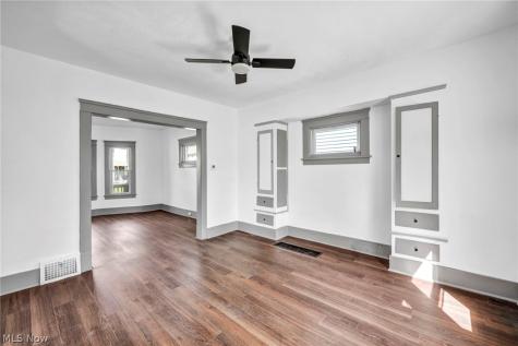 13500 Eaglesmere Avenue Cleveland OH 44110