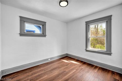 13500 Eaglesmere Avenue Cleveland OH 44110