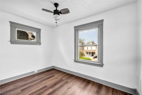 13500 Eaglesmere Avenue Cleveland OH 44110