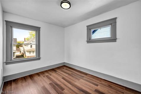 13500 Eaglesmere Avenue Cleveland OH 44110