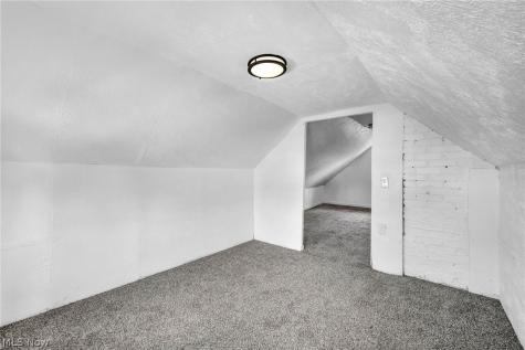 13500 Eaglesmere Avenue Cleveland OH 44110