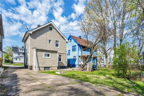 13500 Eaglesmere Avenue Cleveland OH 44110