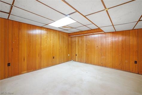 5715 Comanche Street NW North Canton OH 44720