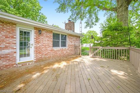 5715 Comanche Street NW North Canton OH 44720