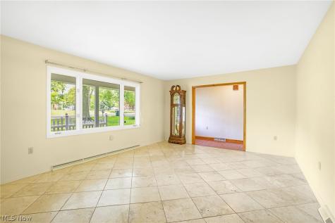 5715 Comanche Street NW North Canton OH 44720