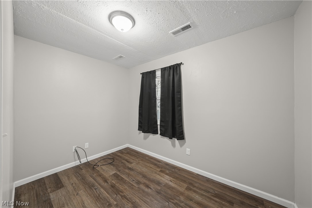 9870 Short Drive Windham OH 44288