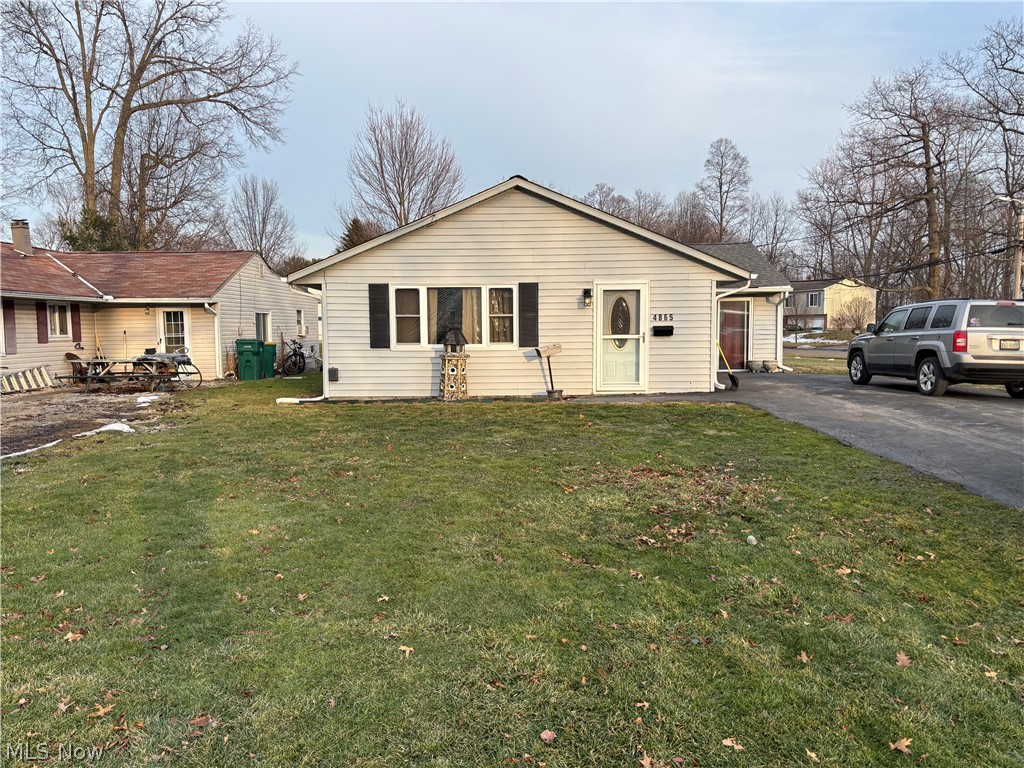 4865 Robinwood Drive Mentor OH 44060