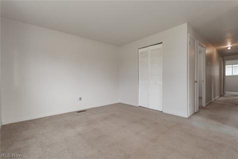 4865 Robinwood Drive Mentor OH 44060