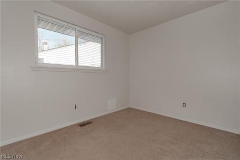 4865 Robinwood Drive Mentor OH 44060
