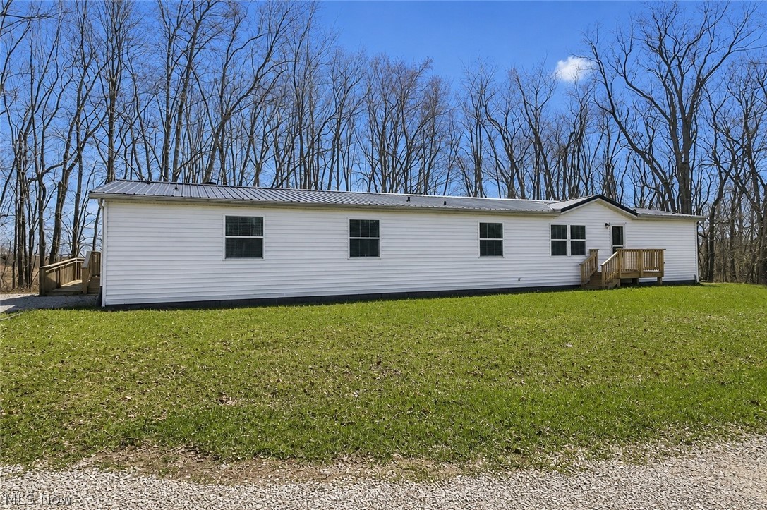 2525 Panther Drive NE New Lexington OH 43764