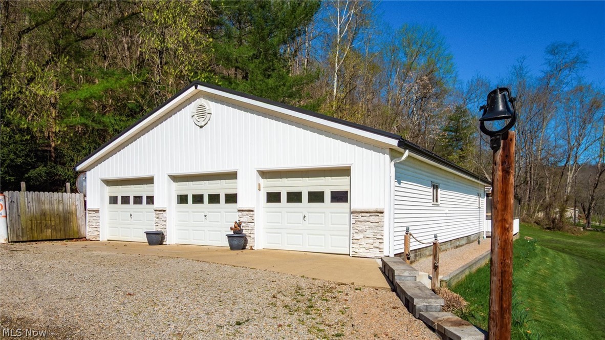 10155 Old River Road Blue Rock OH 43720