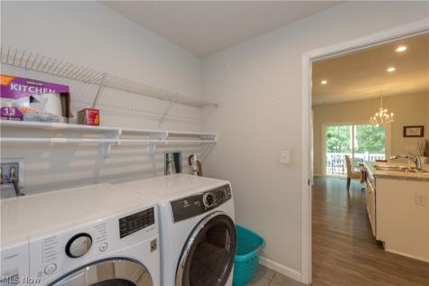 5211 Marrus Lane Richmond Heights OH 44143