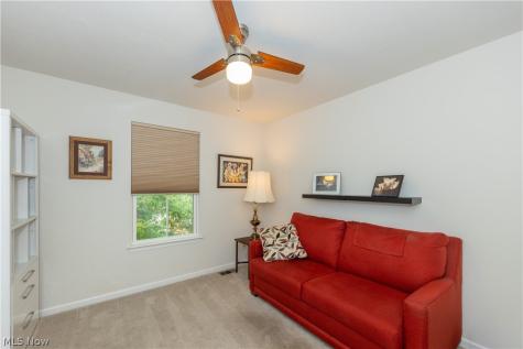 5211 Marrus Lane Richmond Heights OH 44143