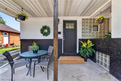 514 6th Street NW North Canton OH 44720