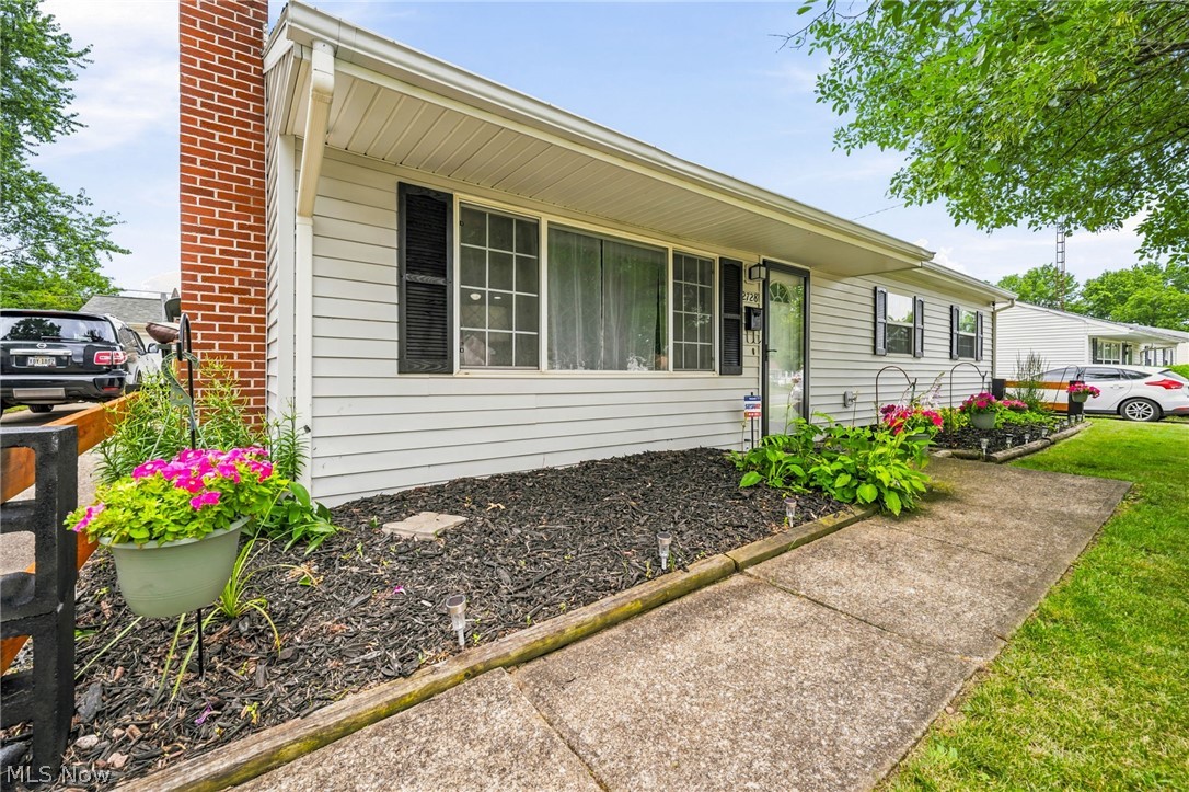 2728 19th Street NE Canton OH 44705