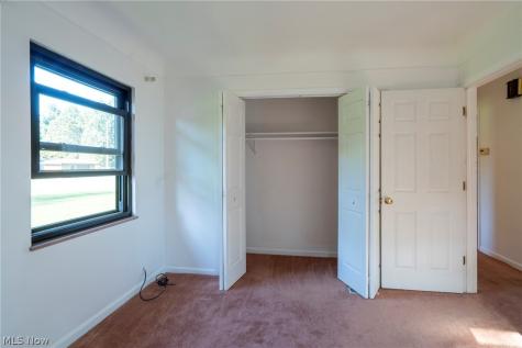 6446 Big Creek Parkway Parma Heights OH 44130