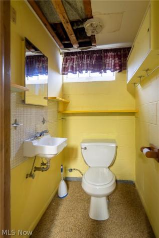 6446 Big Creek Parkway Parma Heights OH 44130