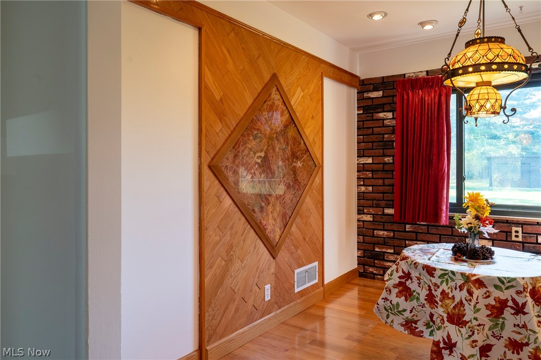 6446 Big Creek Parkway Parma Heights OH 44130