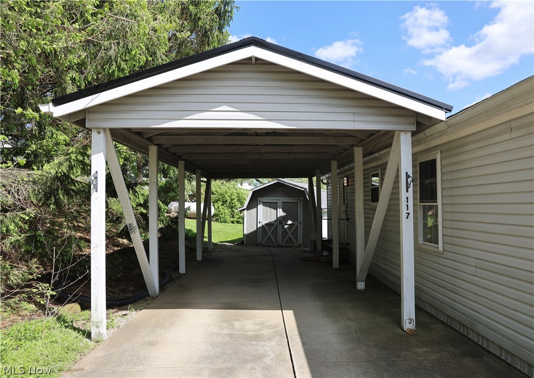 117 S Madison Street Big Prairie OH 44611