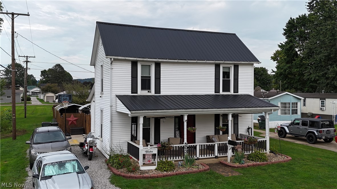 503 Tuscarawas Avenue Newcomerstown OH 43832