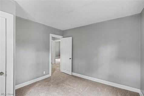 1371 Lynn Park Drive Cleveland OH 44121
