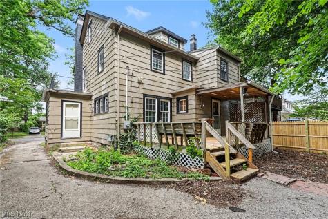 1371 Lynn Park Drive Cleveland OH 44121