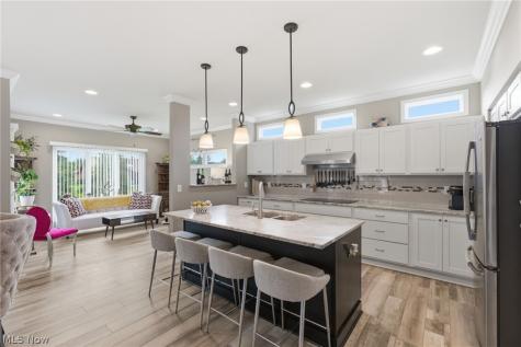 9070 Hummingbird Lane North Ridgeville OH 44039