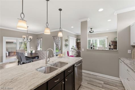 9070 Hummingbird Lane North Ridgeville OH 44039
