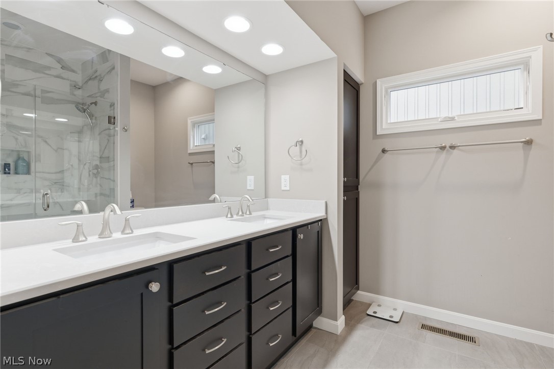 9070 Hummingbird Lane North Ridgeville OH 44039