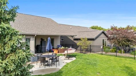9070 Hummingbird Lane North Ridgeville OH 44039
