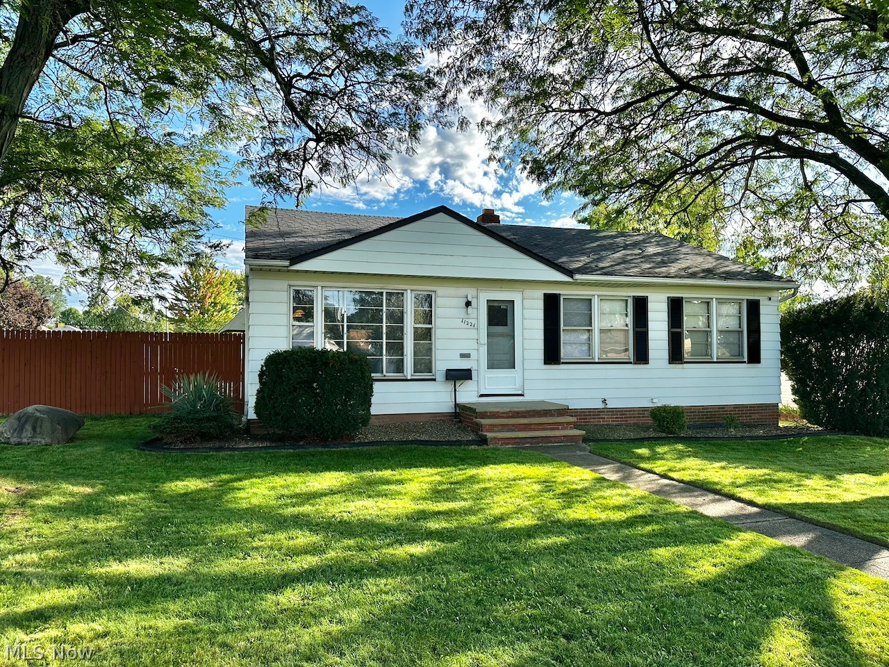11221 Aaron Drive Parma OH 44130