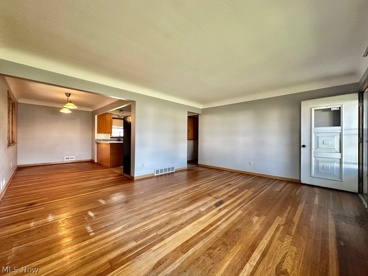 11221 Aaron Drive Parma OH 44130