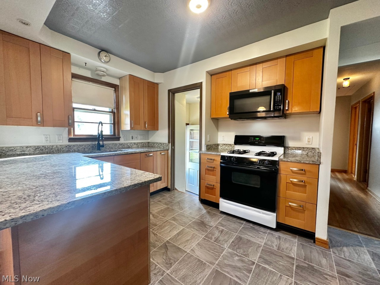11221 Aaron Drive Parma OH 44130