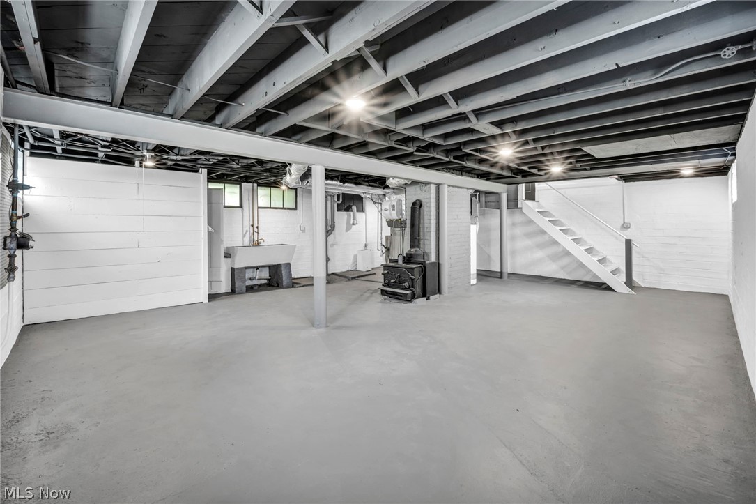 375 Hillside Road Seven Hills OH 44131