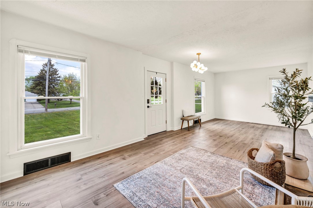 375 Hillside Road Seven Hills OH 44131