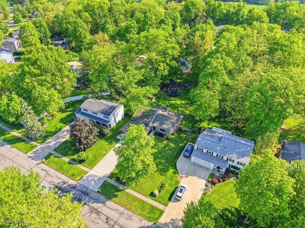 16878 Lanier Avenue Strongsville OH 44136