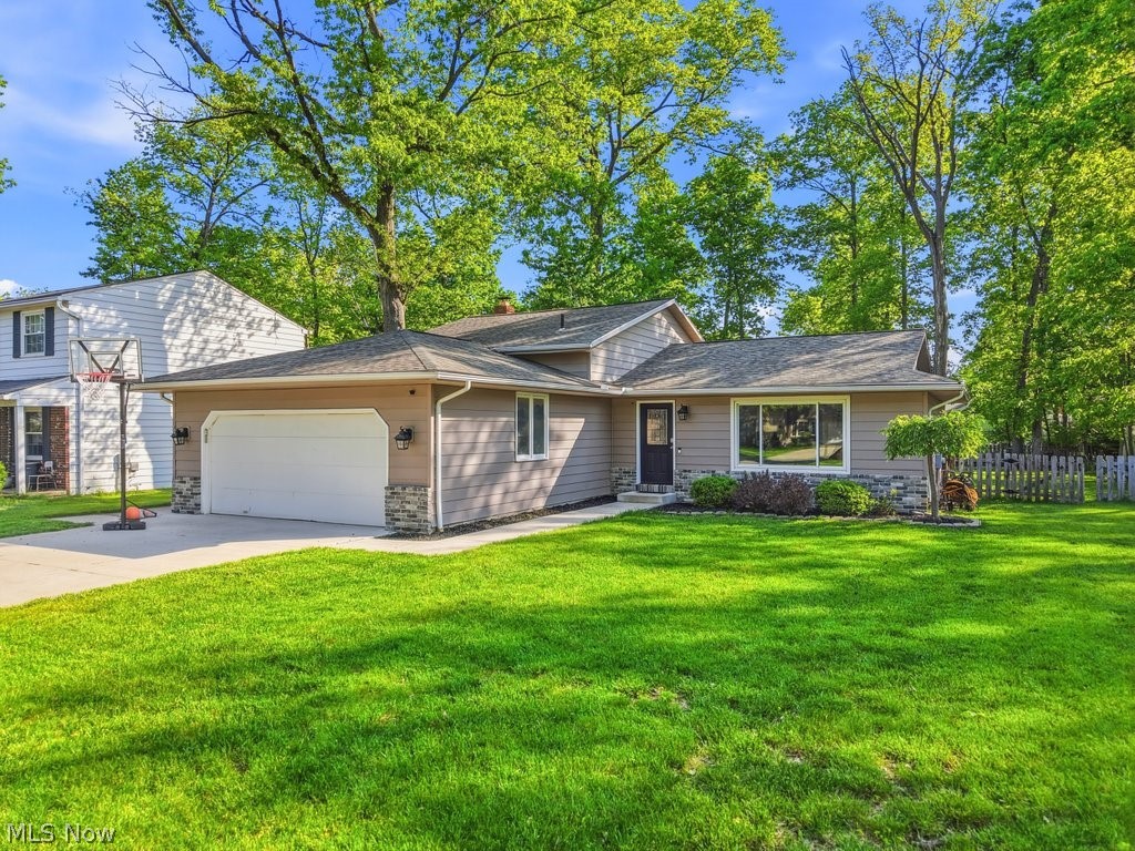 16878 Lanier Avenue Strongsville OH 44136