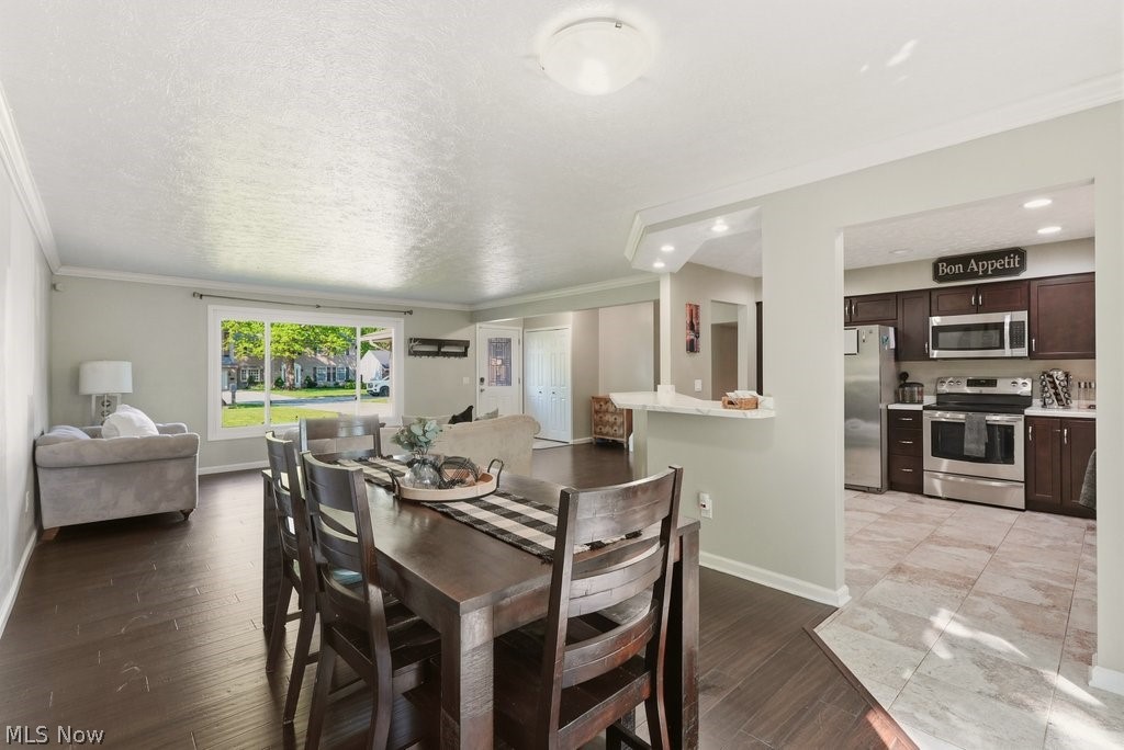 16878 Lanier Avenue Strongsville OH 44136