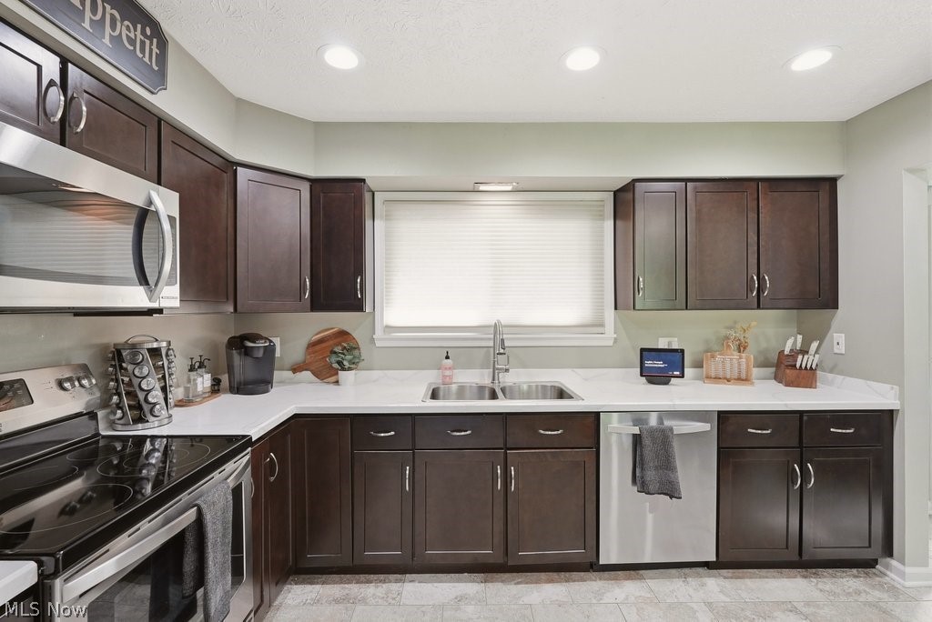 16878 Lanier Avenue Strongsville OH 44136