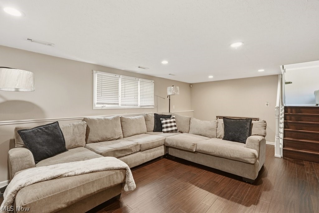 16878 Lanier Avenue Strongsville OH 44136