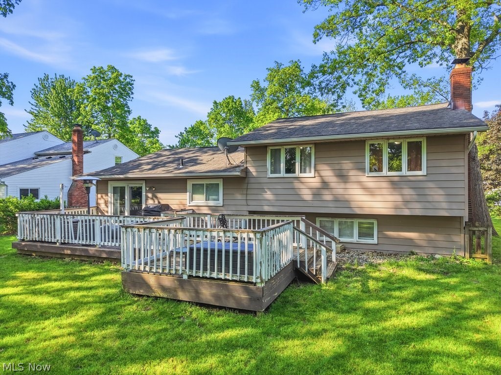 16878 Lanier Avenue Strongsville OH 44136